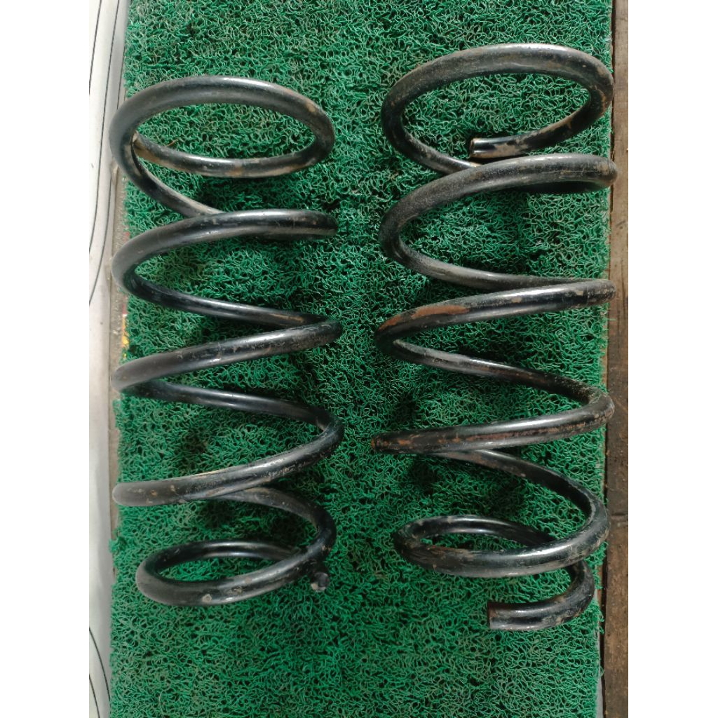 Per Belakang (Sepasang) Suzuki Amenity / Esteem 1.3