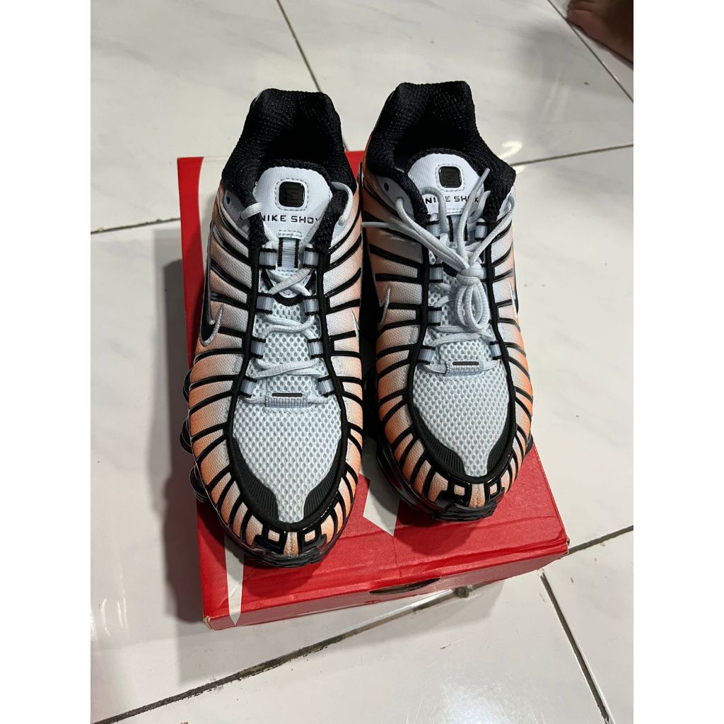 Sepatu NIKE SHOX