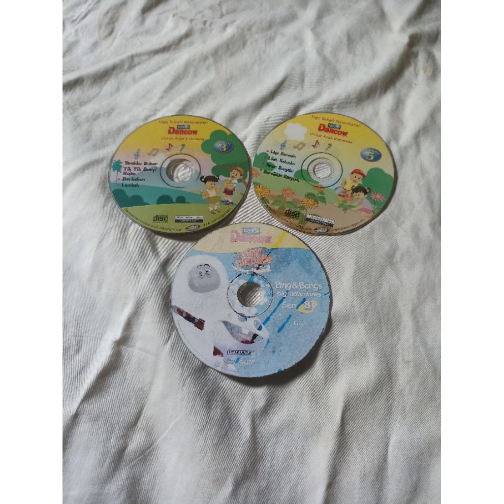 Varian Persembahan Untuk Anak Indonesia : Cd Vcd Tanpa Cover Dancow Promo