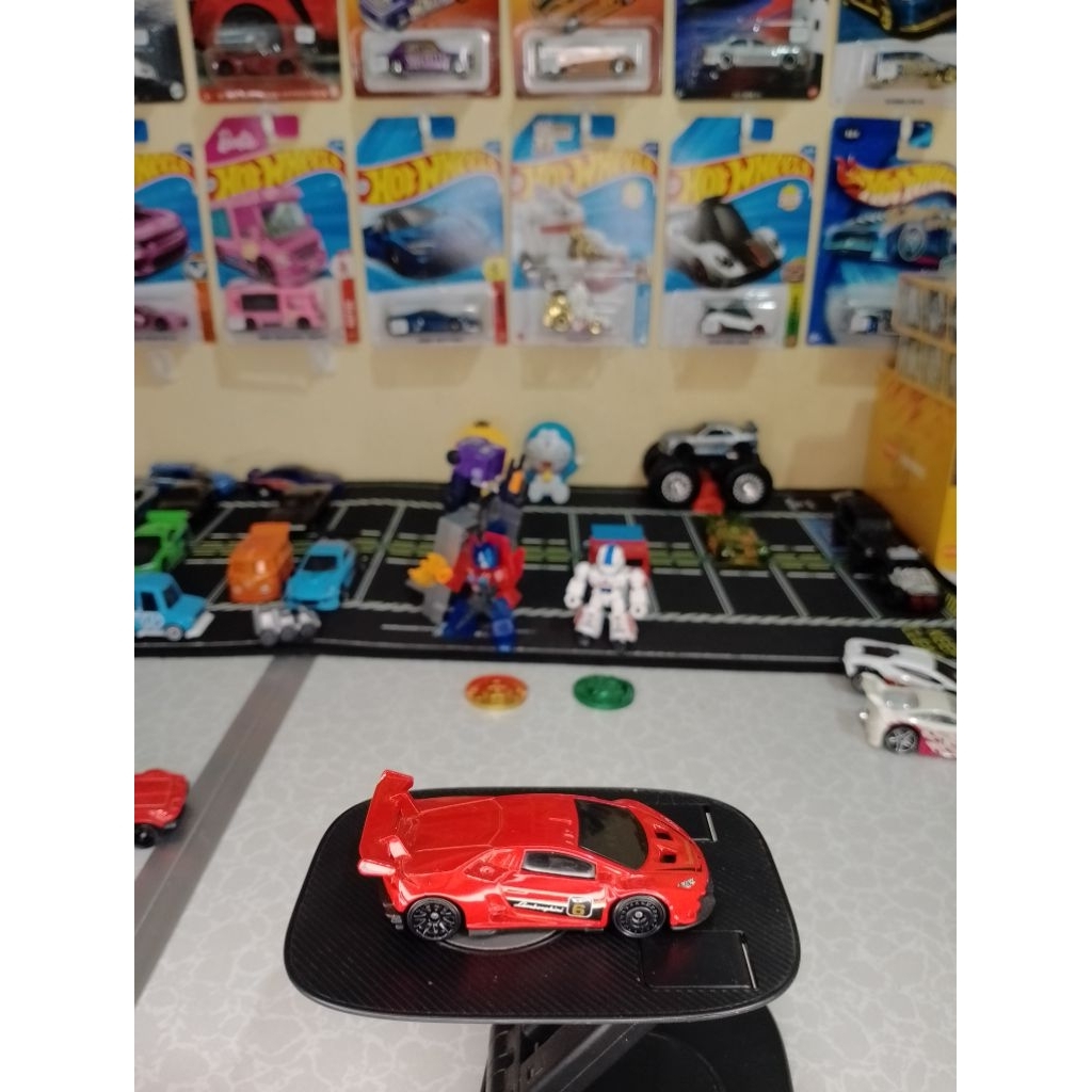 Hot Wheels Lamborghini Huracan LP620 Loose