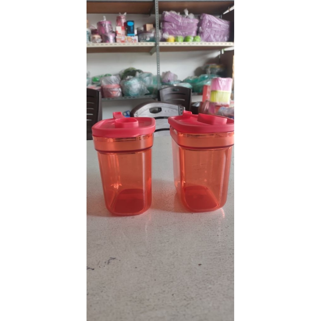 Umami tupperware 2 pcs