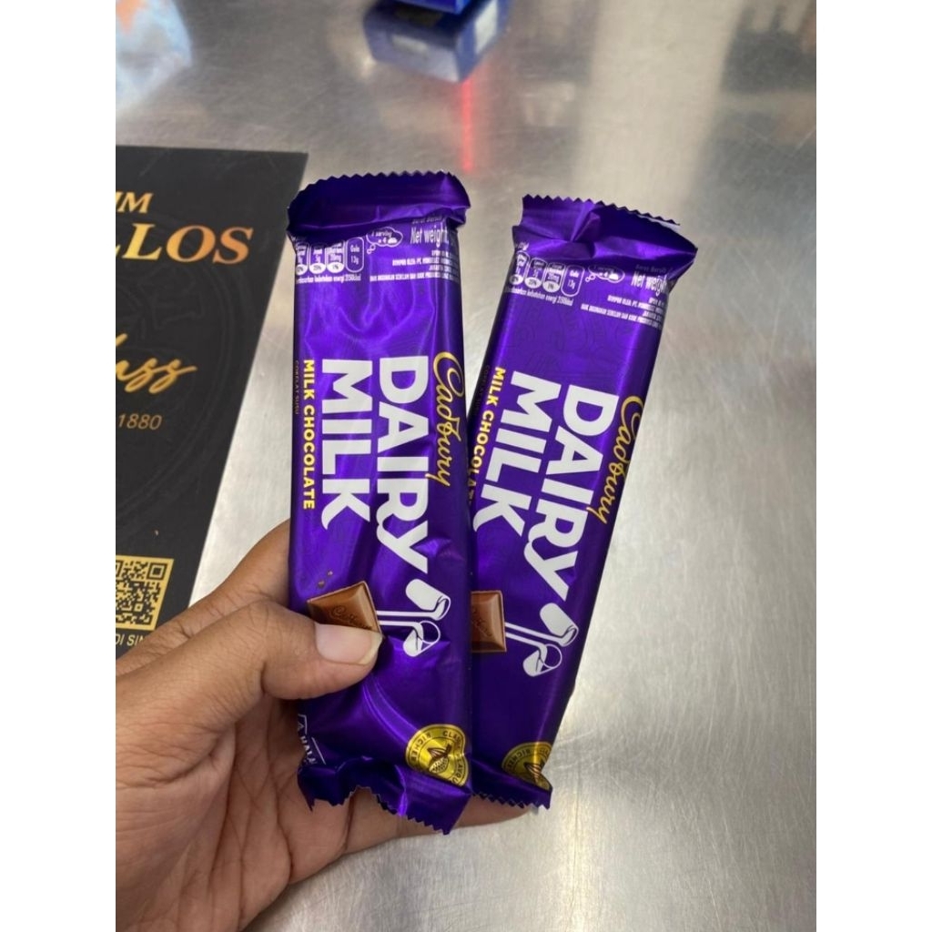 Coklat Susu Cadbury 62 Gram - Rasa Nikmat, Ukuran Praktis
