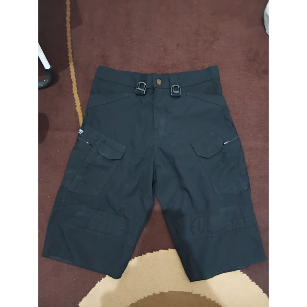 Celana Cargo Blackhawk Pendek Original Size 30 (Kondisi mulus 100%)