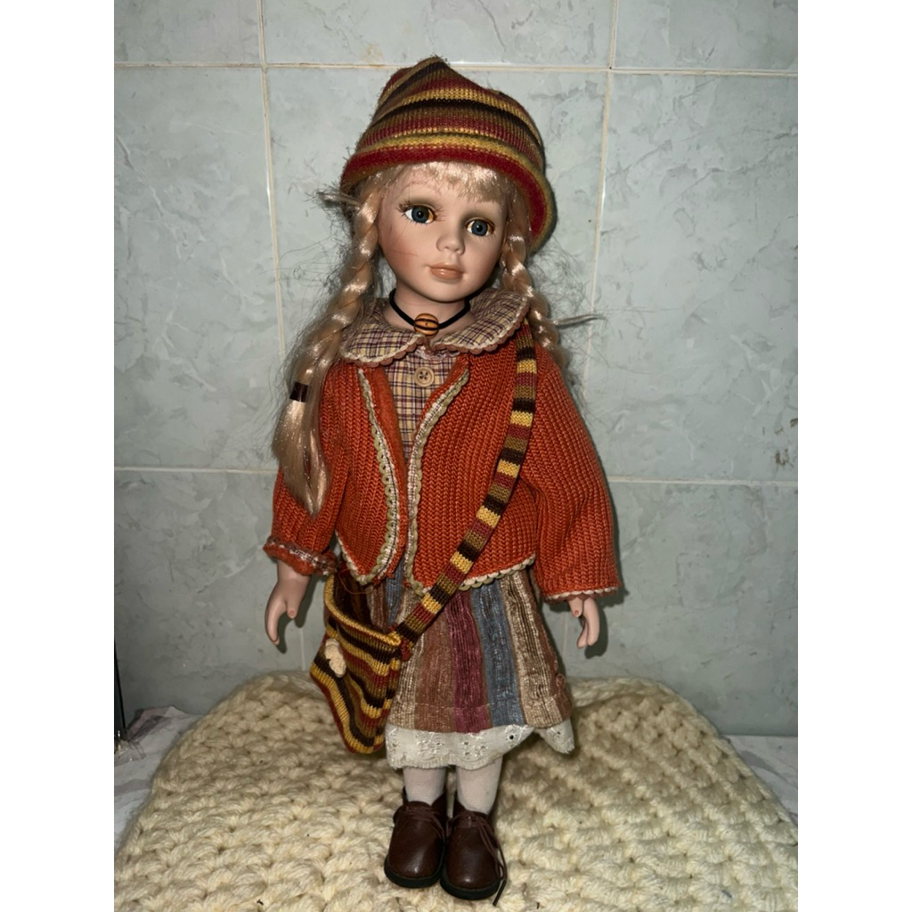 boneka porcelain doll cantik