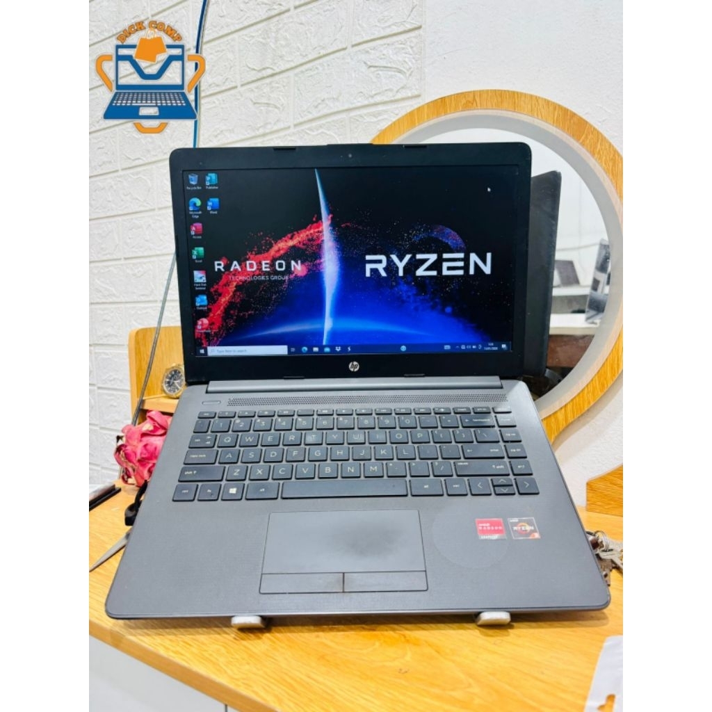 HP 245 G7 Ryzen 3 3300u. ram 8/256gb ssd. normal