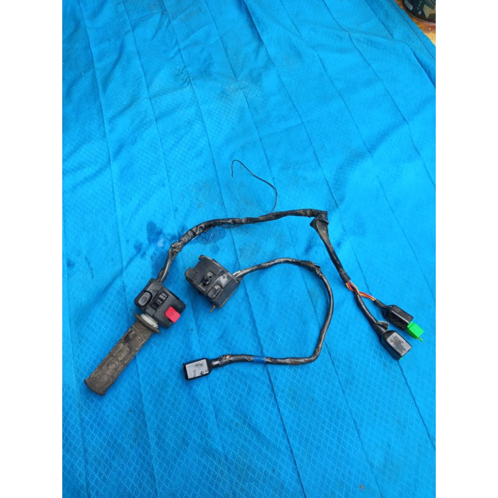 holder Kawasaki athlete 125 Original / holder lampu Kawasaki athlete Original copotan