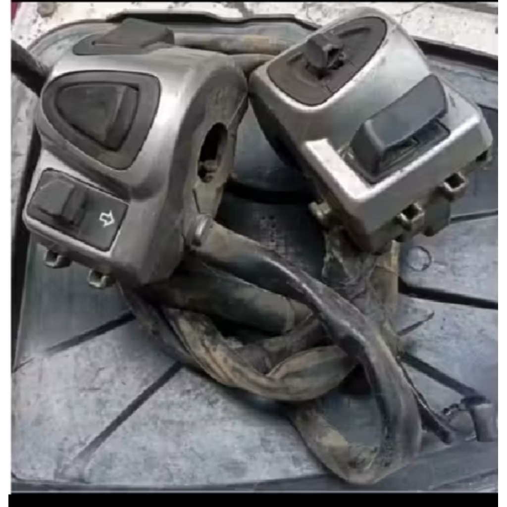 saklar lampu Honda Scoopy karbu, barang original copotan