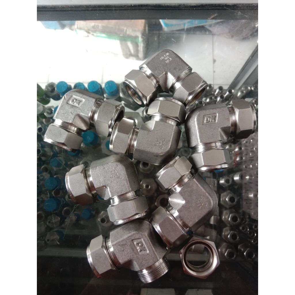 Union Elbow 22MM OD SS316 DK-LOK