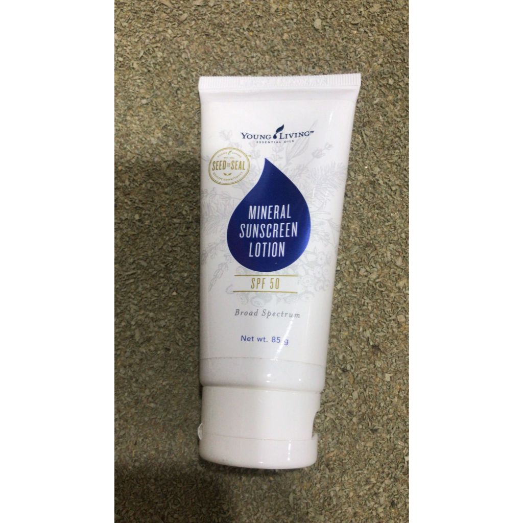 YOUNG LIVING OIL MINERAL SUNSCREEN LOTION SPF 50