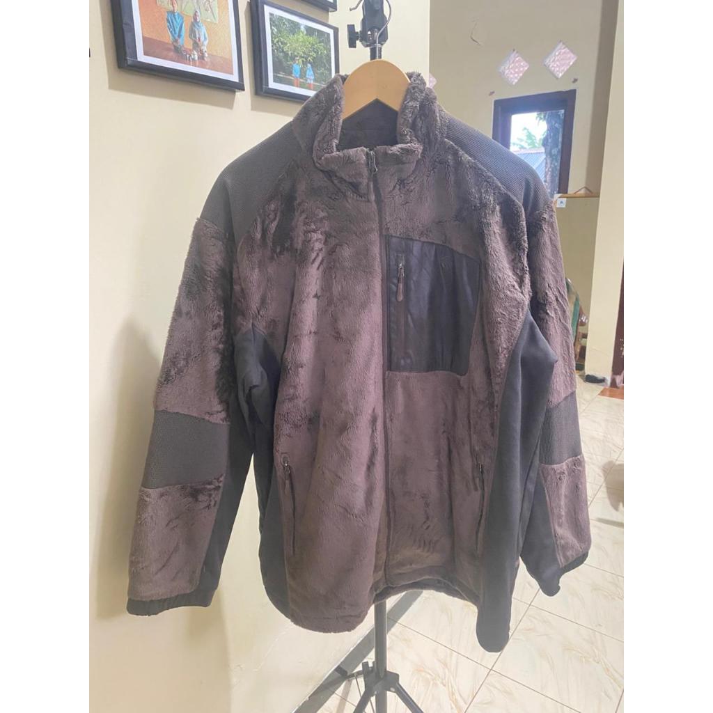 kantukan jacket bulu