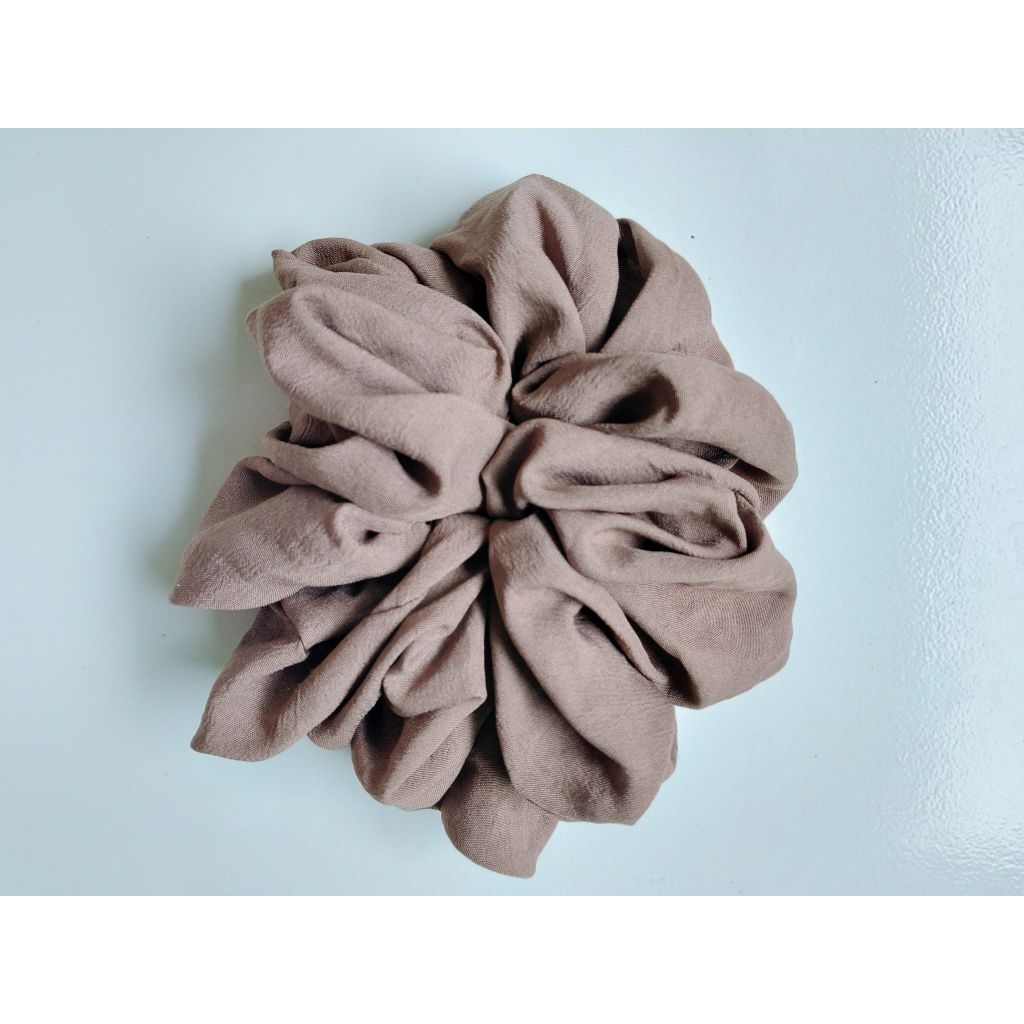 Preloved Scrunchie Cepol Ikat Rambut Jumbo (sekali pakai)