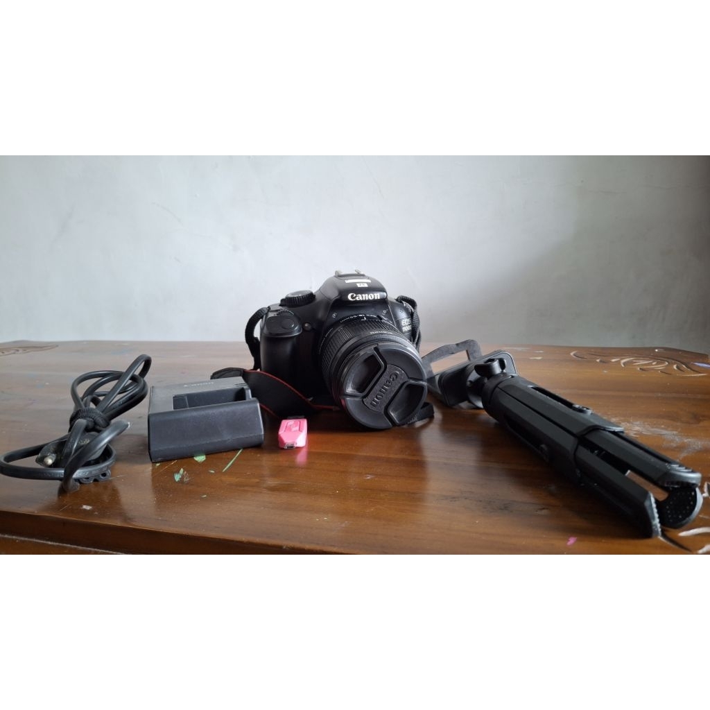 kamera dslr canon 1100d second
