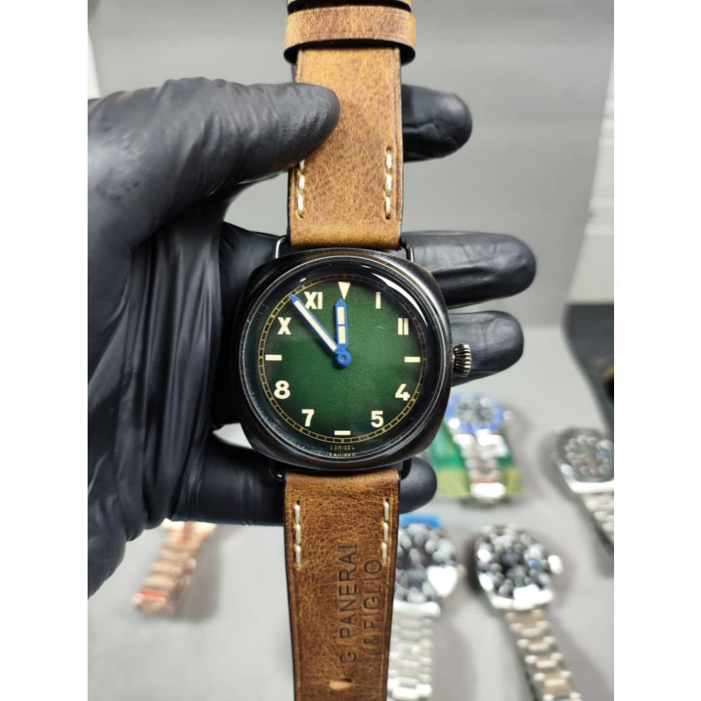 jam Radiomir California 01349 green dial, all black body 45MM Automatic semi swiss basic ETA high qu