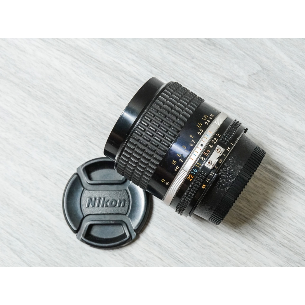 Lensa Manual - Nikkor 28mm F2 AIS - Lite Used