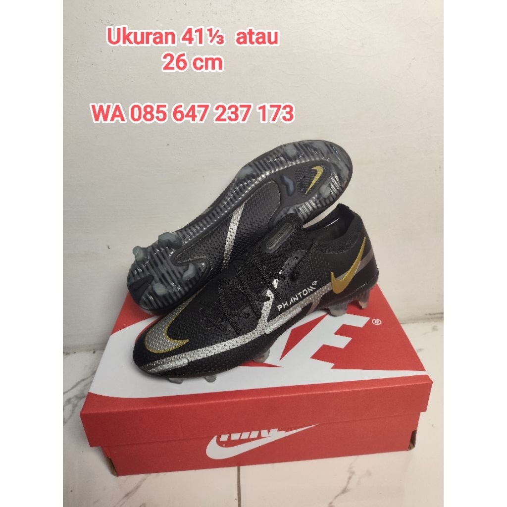 sepatu bola nike phantom