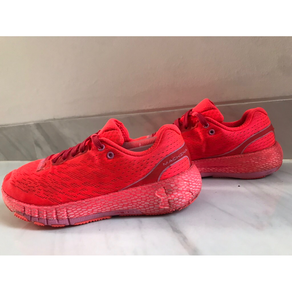 Sepatu Olahraga PL Under Armour Machina