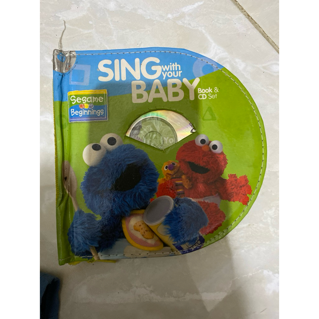 SING WITH YOUR BABY SESAME BOOK AND CD SET