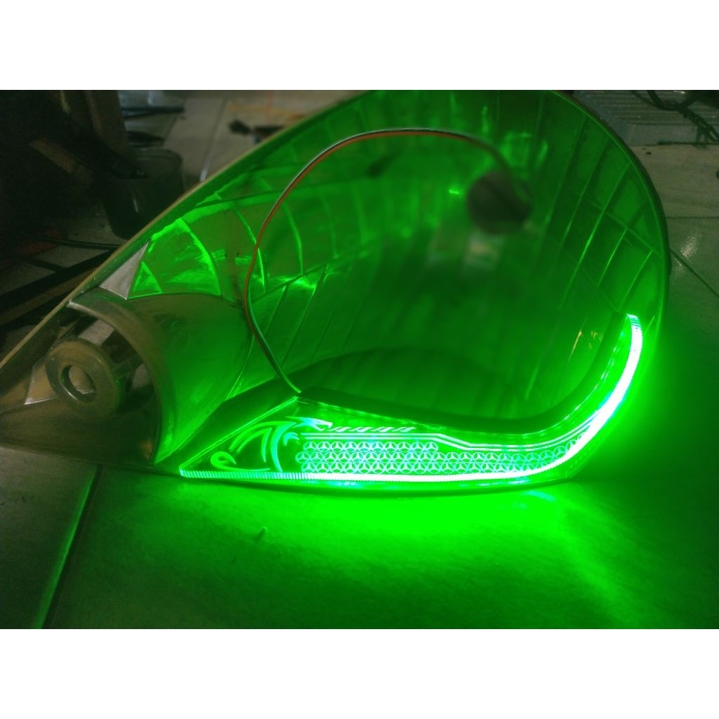 CUSTOM SLIME FRAME  LAMPU HEADLAMP DEPAN MOBIL INNOVA OLD / LAMA