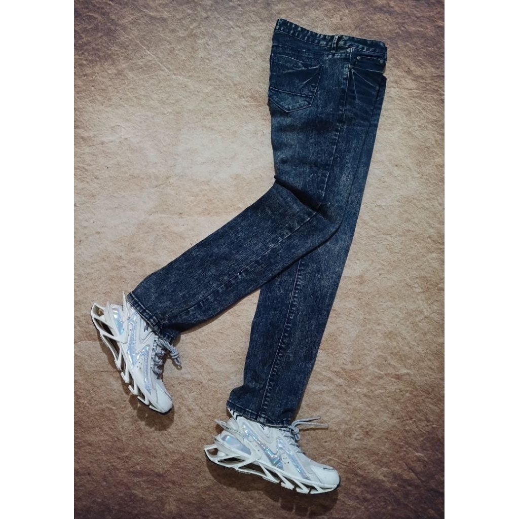 Celana jeans pria WASHED DENIM standar bekas pakai