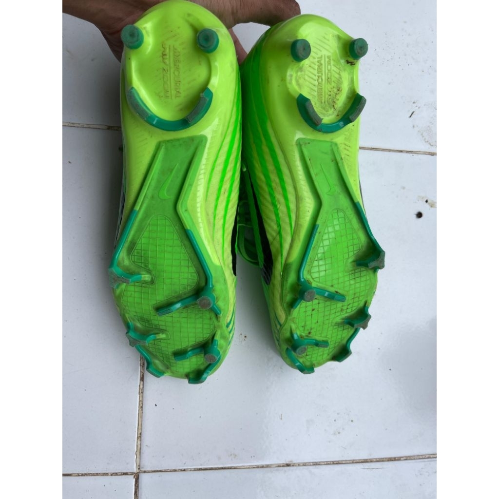 Sepatu Bola Nike Mercurial Academy size 44