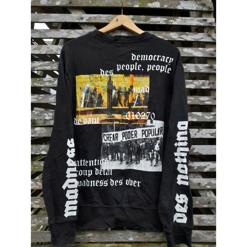 Crewneck Hitam Second Thrift