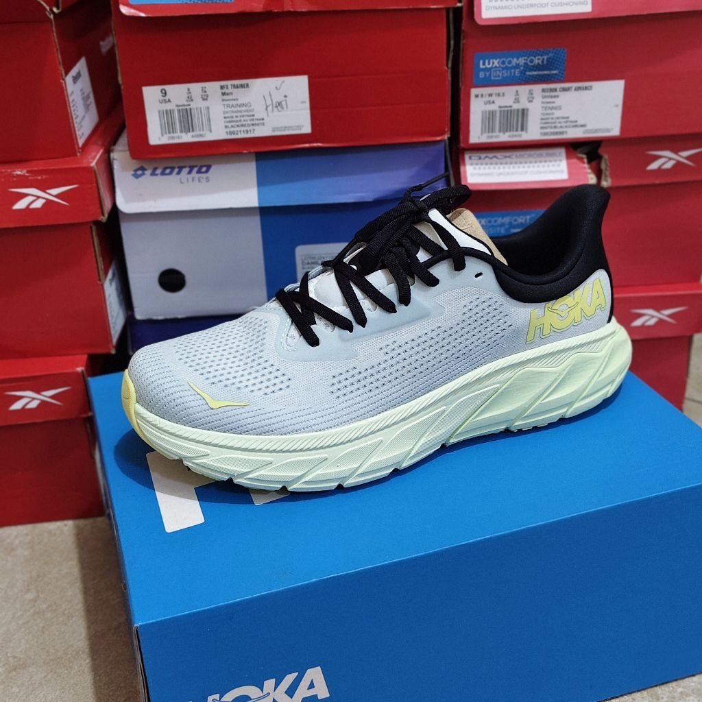 sepatu running men hoka arahi 7 map