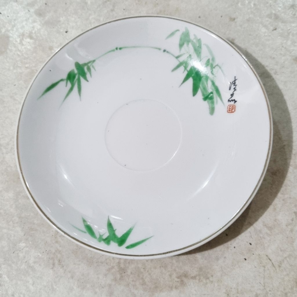 Piring Dekorasi Oriental Klasik – Bangau & Kaligrafi Tiongkok Piring Hias Antik Cina – Motif Crane d