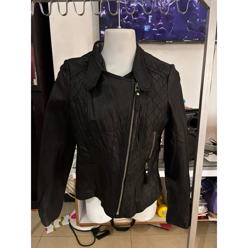 Preloved Jaket Kulit