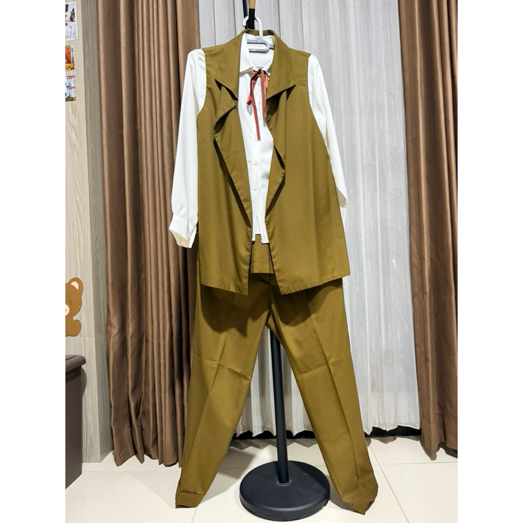 PRELOVED baju setelan kantor jalan-jalan wanita perempuan
