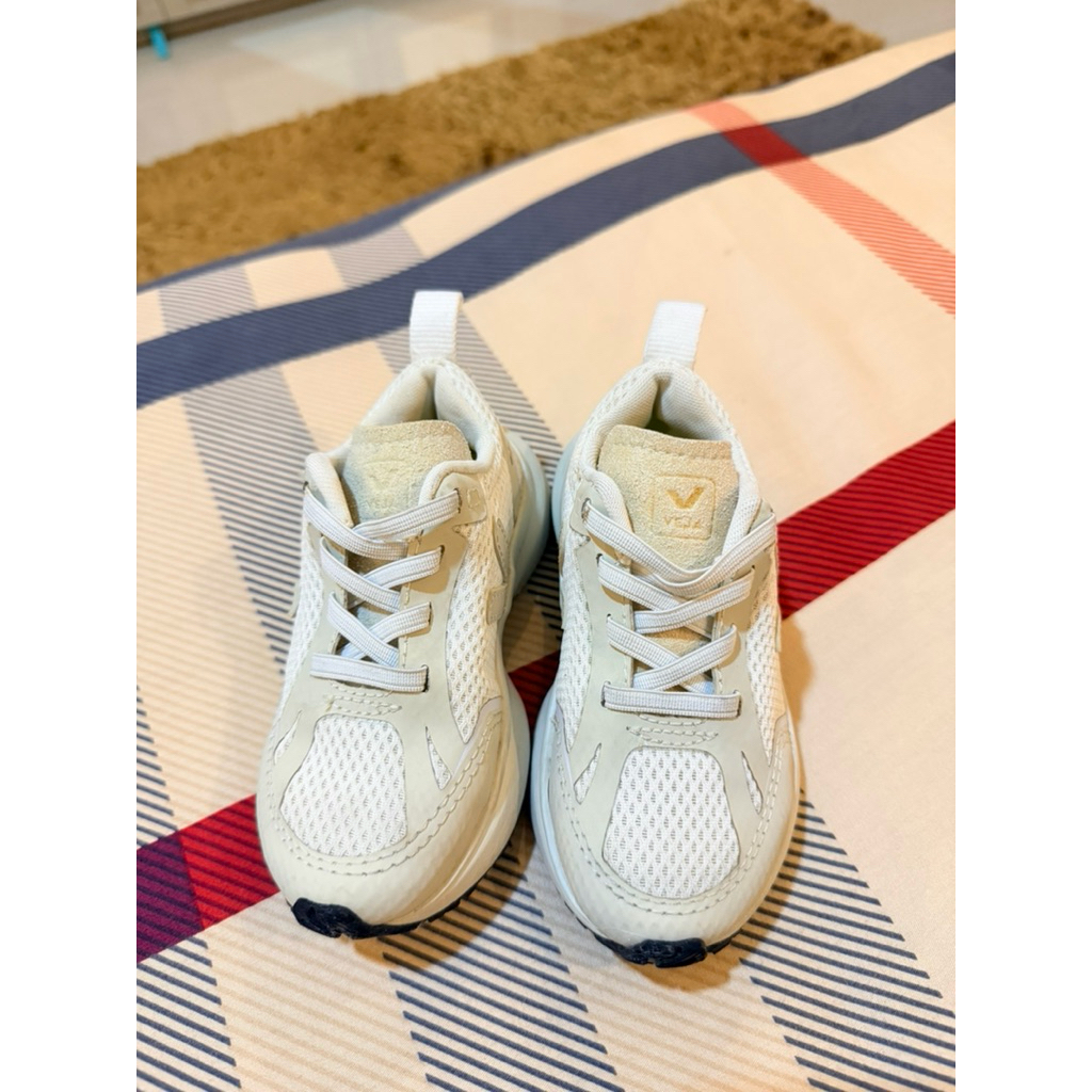 sepatu veja kids