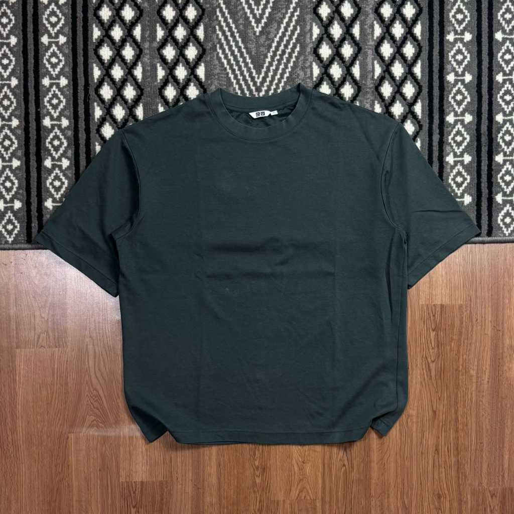 UNIQLO U AIRISM TSHIRT