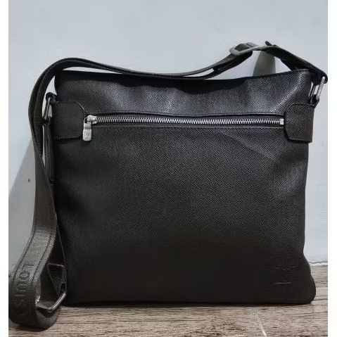 Tas Sling LouisVuitton (second)