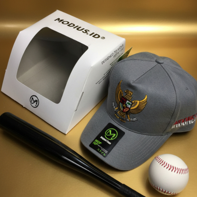 TOPI GARUDA INDONESIA EMAS UNISEX ABU MISTY ORIGINAL CAPS BASEBALL