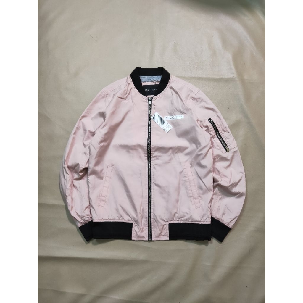 jaket boomber TBJ nearby used good