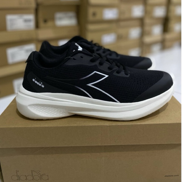 DIADORA Murdock Men’s Running Shoes - Black