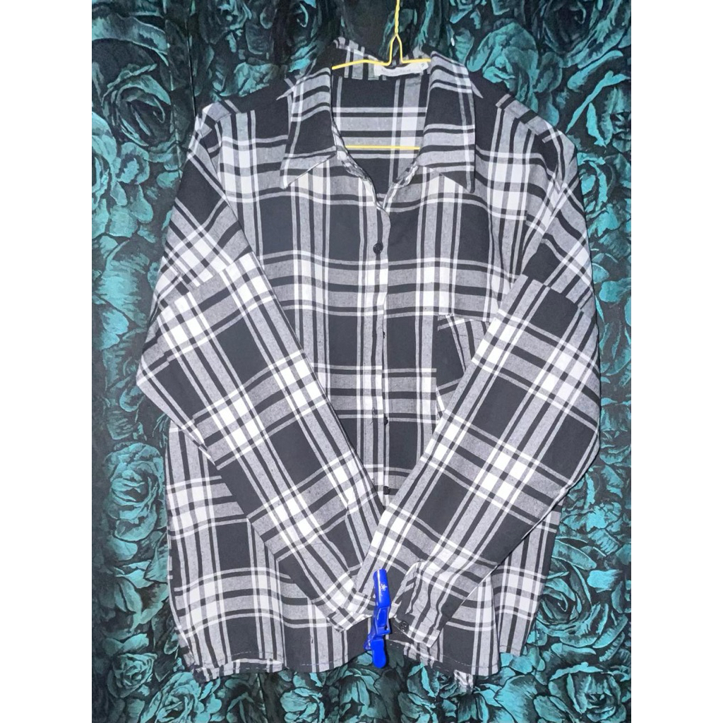 Kemeja kotak kotak Oversize