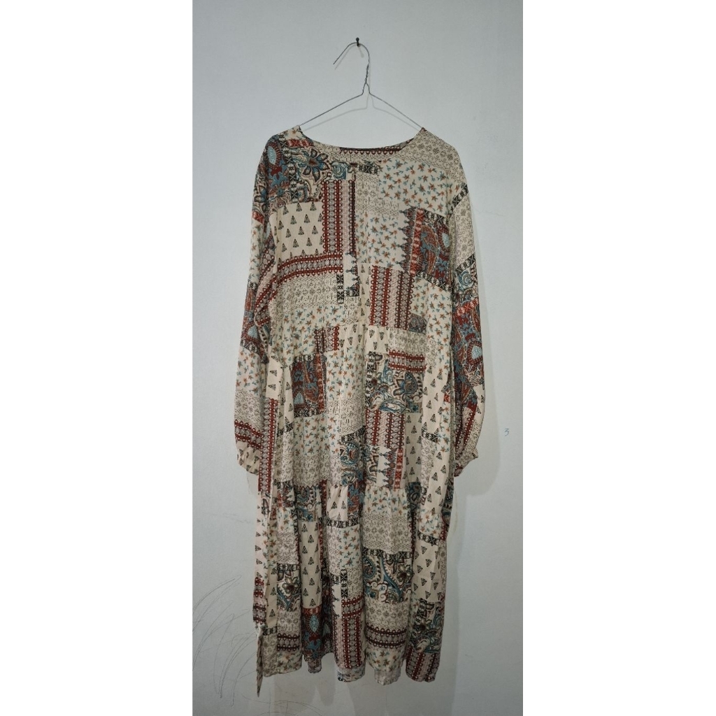 Atasan Tunik Busui Friendly Motif Etnik