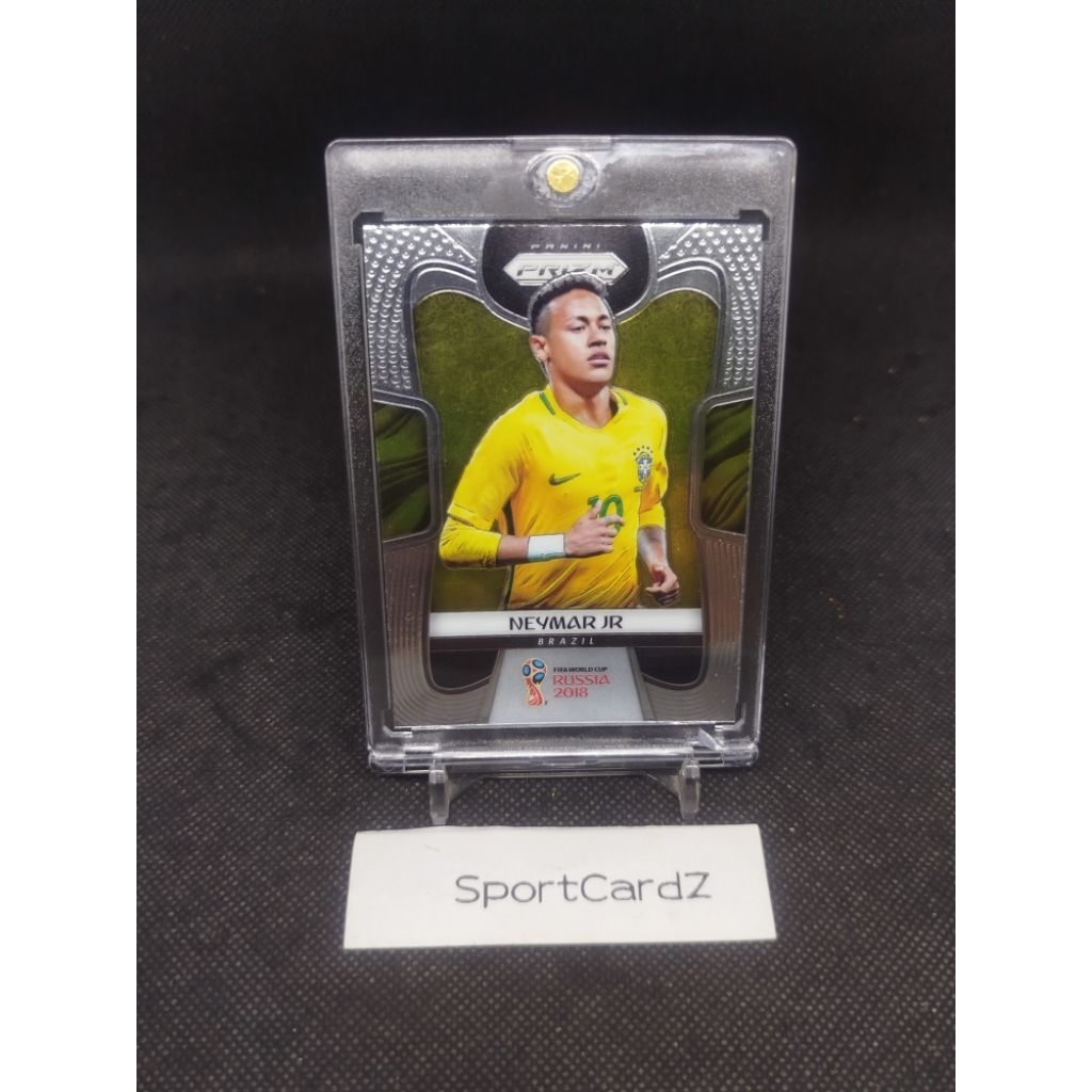 Soccer Card 2018 Panini Prizm World Cup Soccer Neymar JR Brazil #25 (dpt top loader)