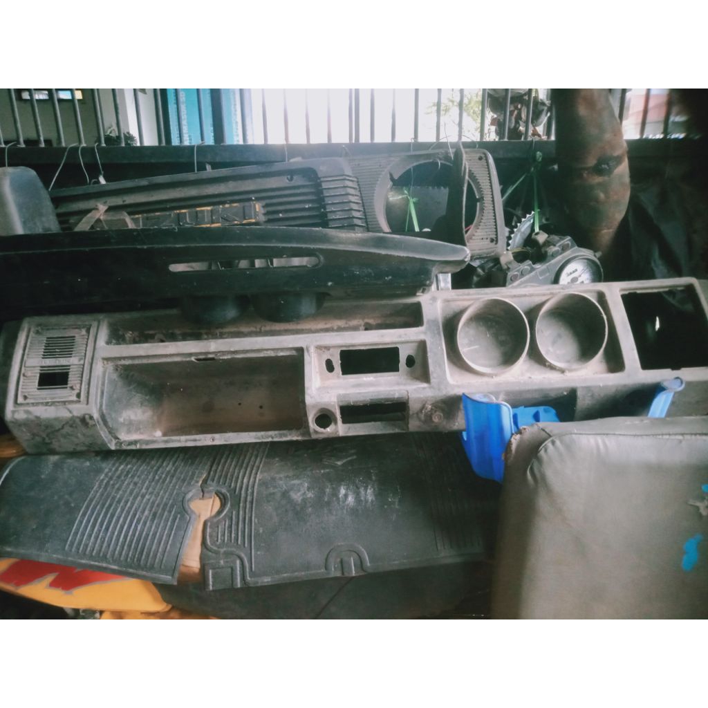 Dashboard Suzuki ST20 Truntung