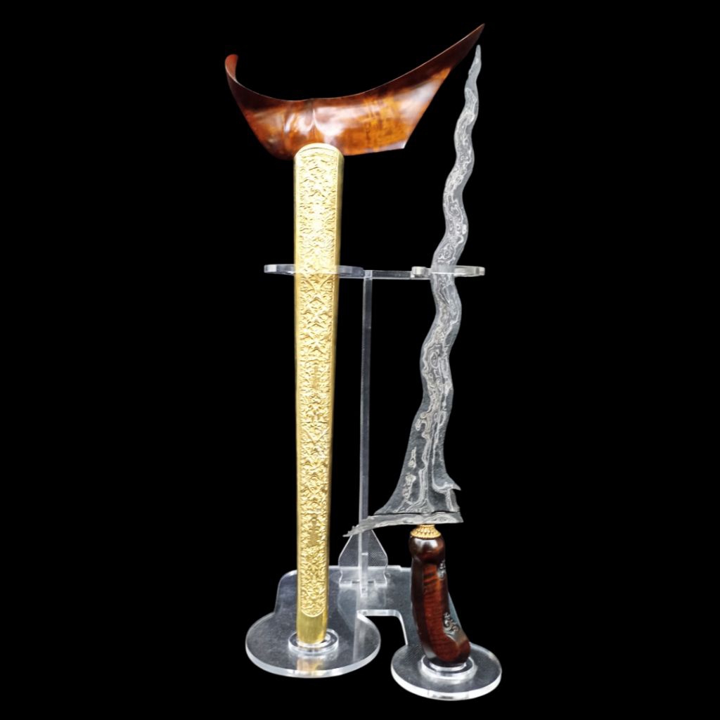 Keris Karacan Luk 13 Pamor Udah Mas Tiban Tangguh Majapahit Original Sepuh