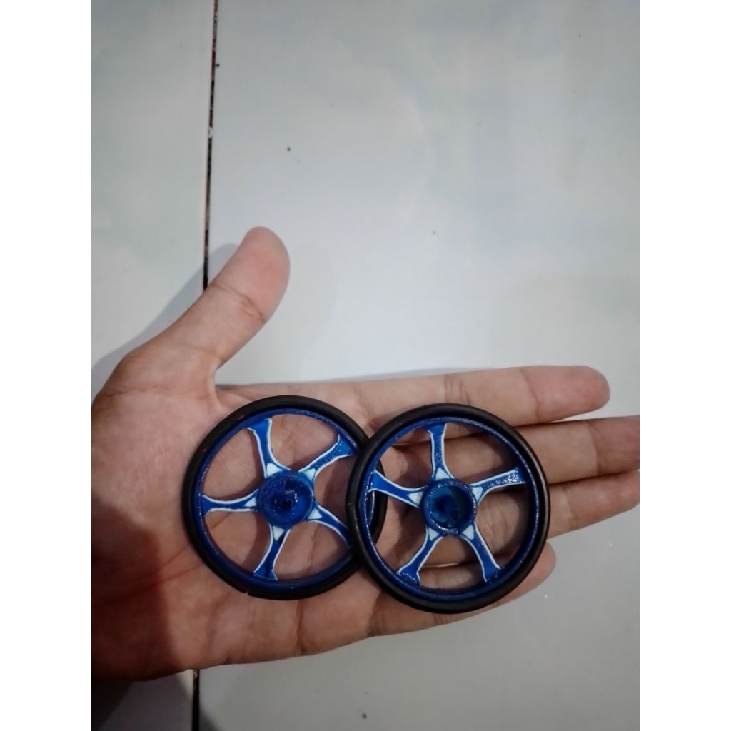 miniatur velg vnd ak55 warna biru ban bulat