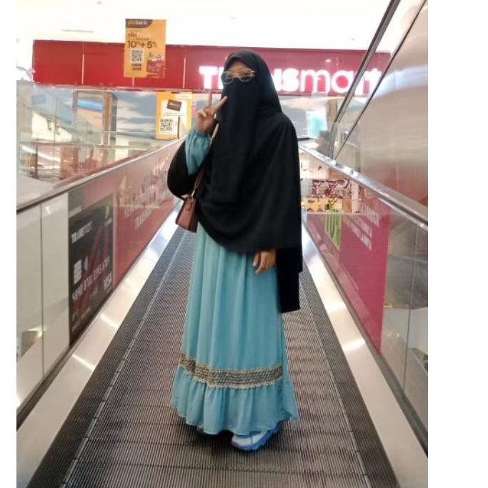 Gamis PL / gamis ceruty polos renda preloved