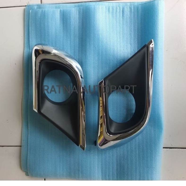 Cover Foglamp Innova Grand 2012/2015