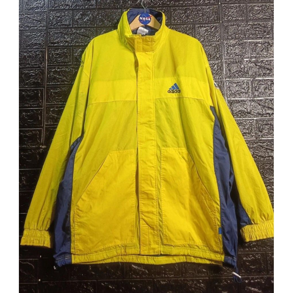 jaket adidas logo line