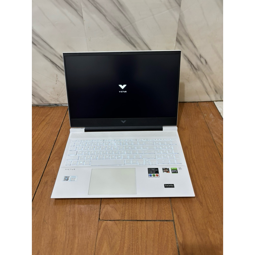 laptop gaming hp victus 16 ryzen 7 5800h rtx 3060