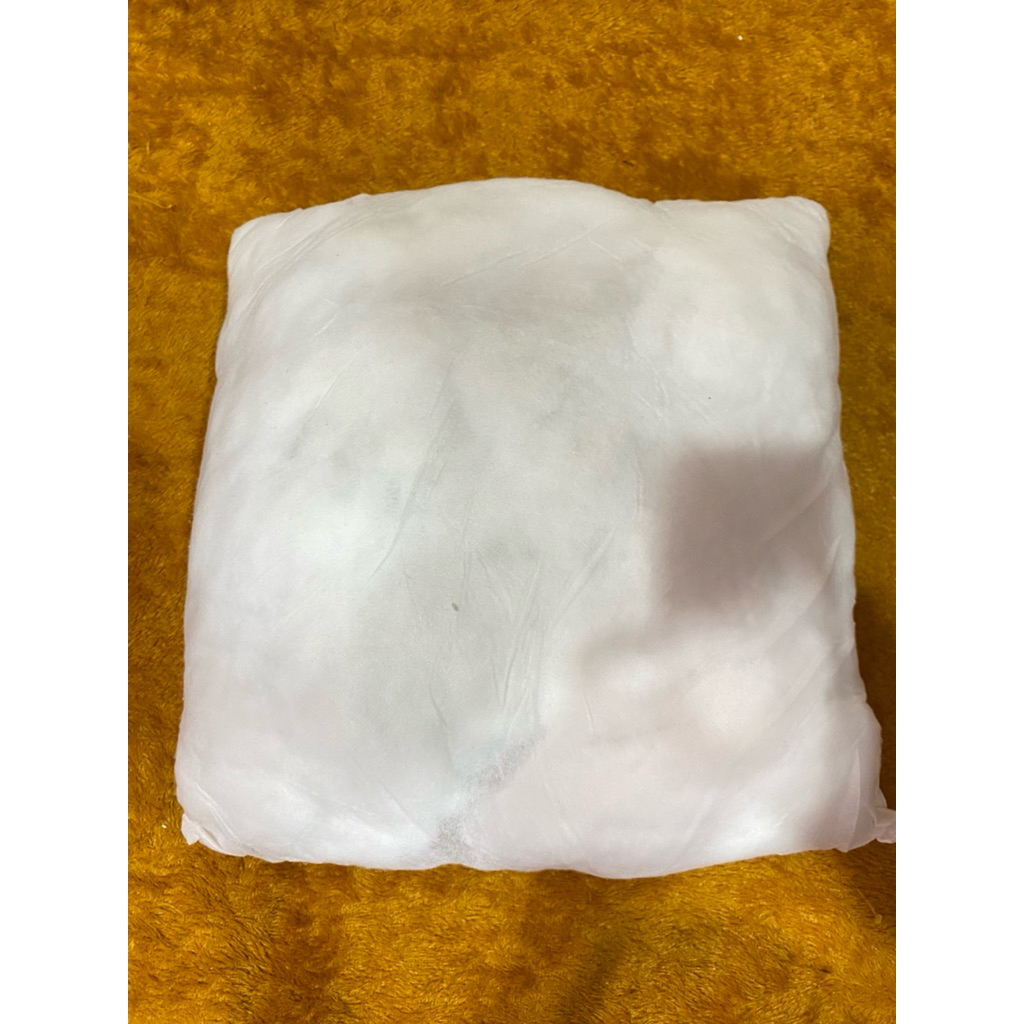 PL Bantal Persegi Putih Ukuran 43x43cm