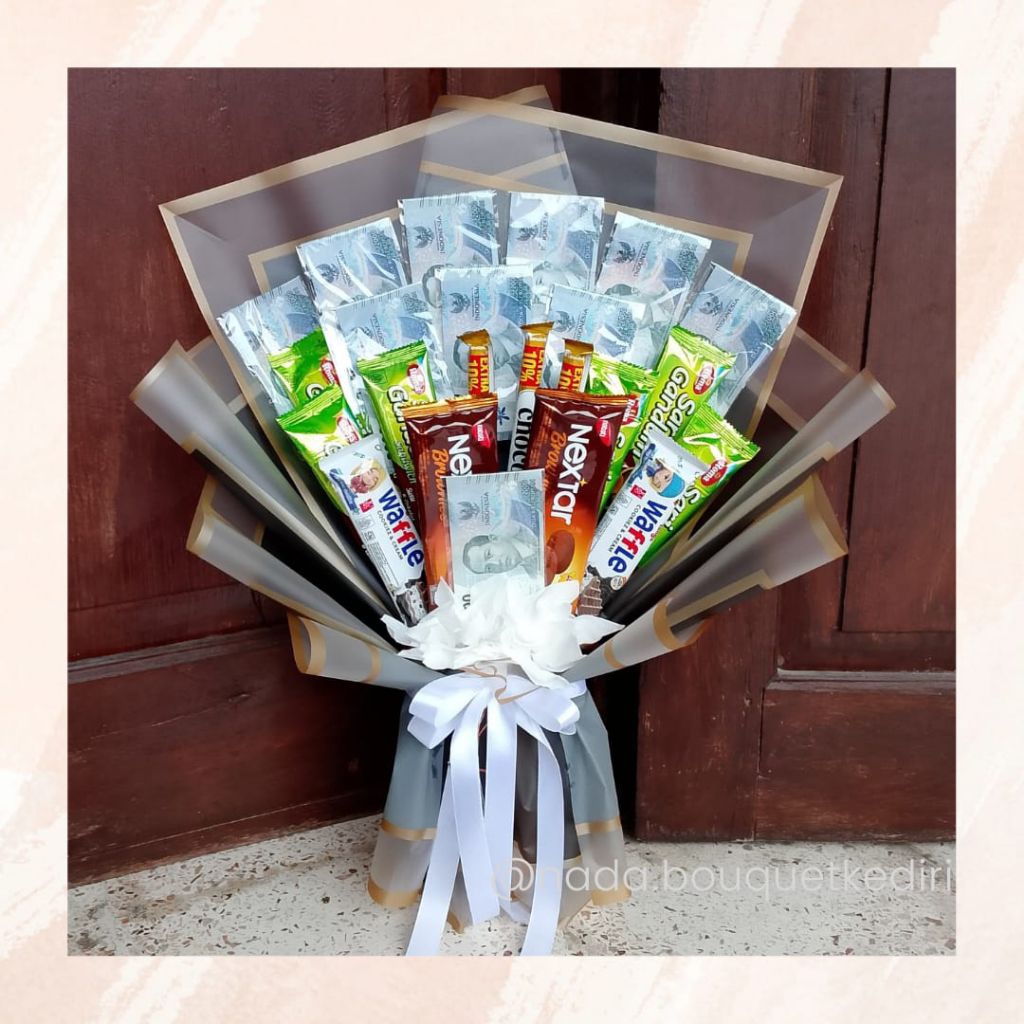 BOUQUET UANG DAN SNACK/ BUKET UANG DAN SNACK/ BUKET MURAH