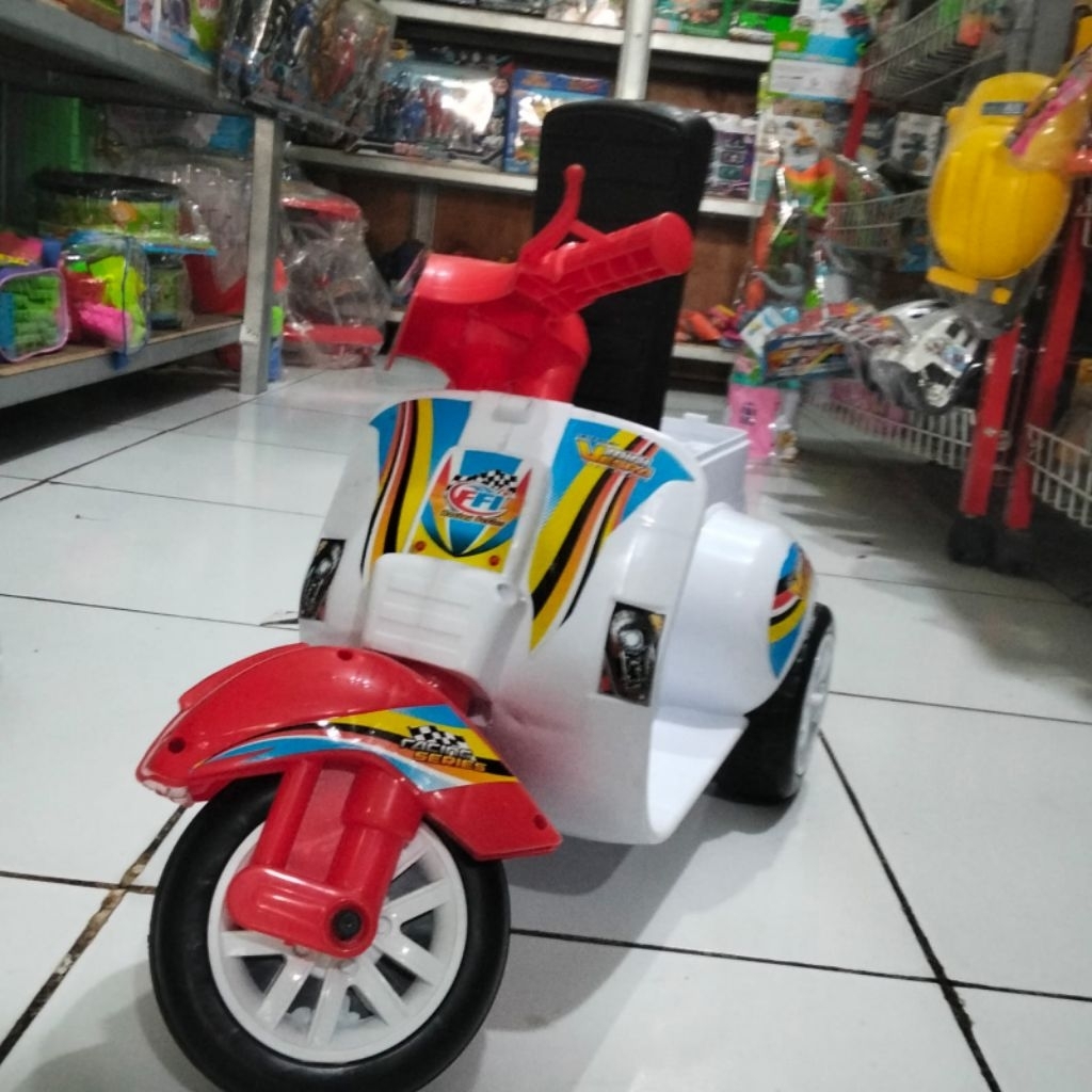 Mainan Anak ICJ Toys Mini Vespa Duduk Dorong | Mini Vespa