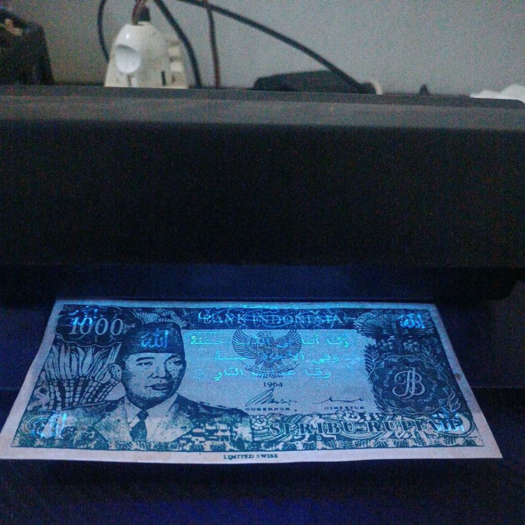 Uang Kuno 1000 Soekarno Uka2 hijau 1964