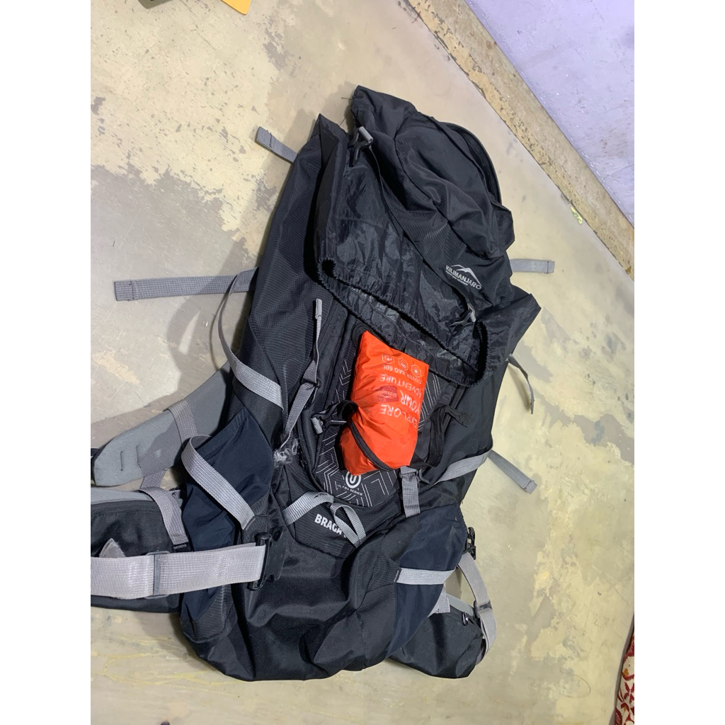 carrier tas ransel pendakian merk kilimanjaro kap 60l second like new